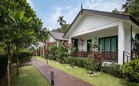 Villa Renai Resort